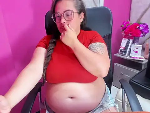 Sarah_Boobs_ Adlı Modelin Canlı XXX Sohbeti