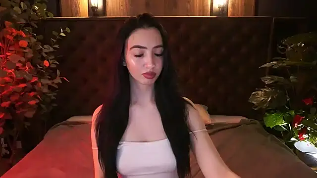 WildKittenX_ élő XXX-chatje