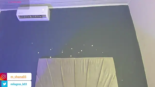 Show de Astrid_leon na webcam