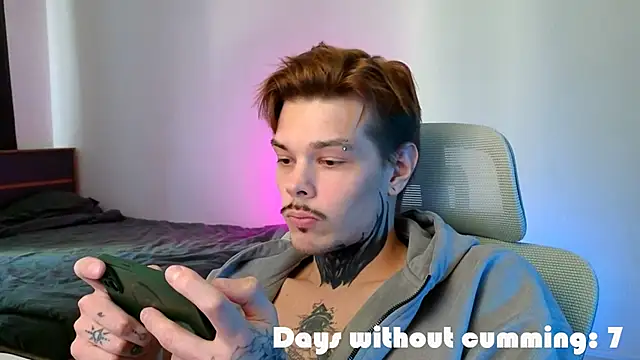 DENIS_HEREのライブXXXチャット