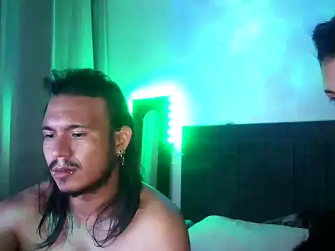 Pokazy przed kamerką – JadeYJacob