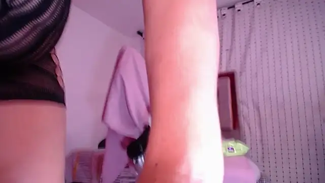 salomecastro_ Show in webcam