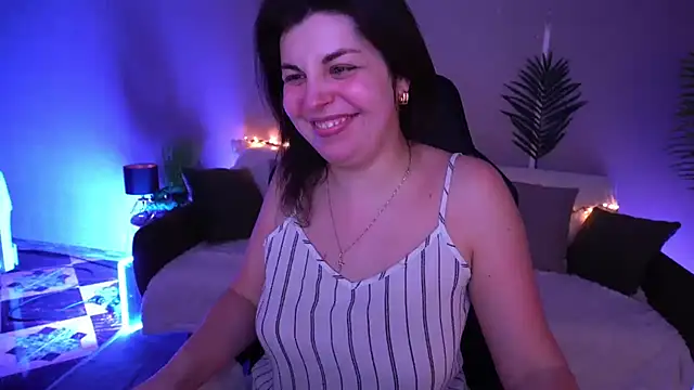 MirandaWong 即時 XXX 聊天