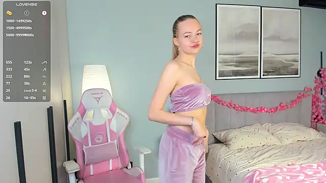 JacindaBrester's Webcam Show