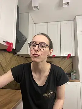 Czat XXX na żywo – MartiniiSelenna