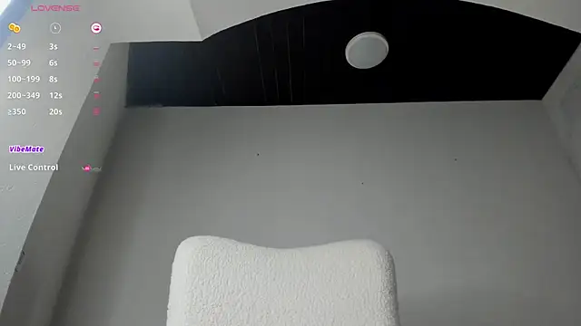 IvyTease_'s Webcam Show