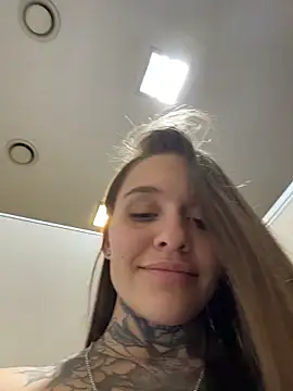 Онлайн чат XXX KishaMur