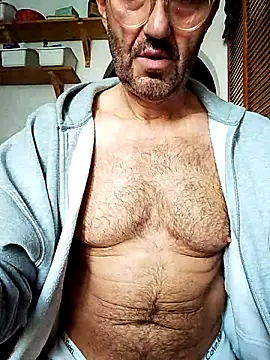 nipplegayfeet Show in webcam