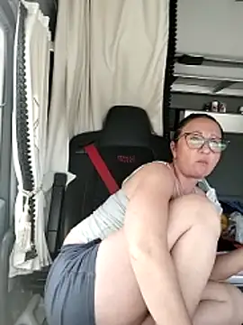 Milfa_nimfomana: онлайн-секс-чат