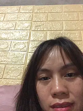 Sarahkiu's Live XXX Chat