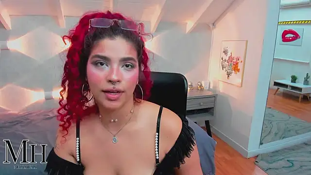 MizzHell Chat XXX in diretta