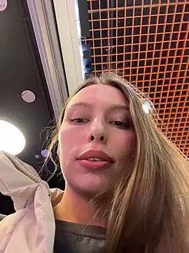 LeiaMood Live XXX Chat