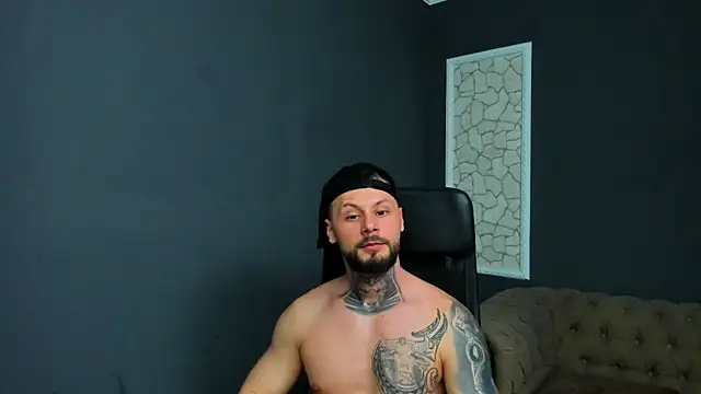 BrianHunts 现场XXX聊天