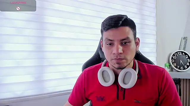 Rick_AdamsのライブXXXチャット