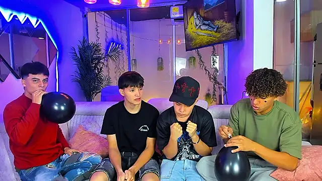 Chat XXX en directo de Houseofwarrios