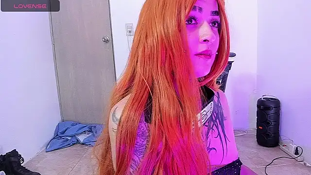 sarah_benjjaminn's Live XXX Chat