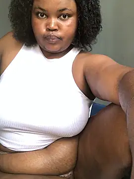 Chat +18 de Curveysinaa ao vivo