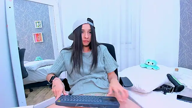 ViictoriiaSaenz's Live XXX Chat