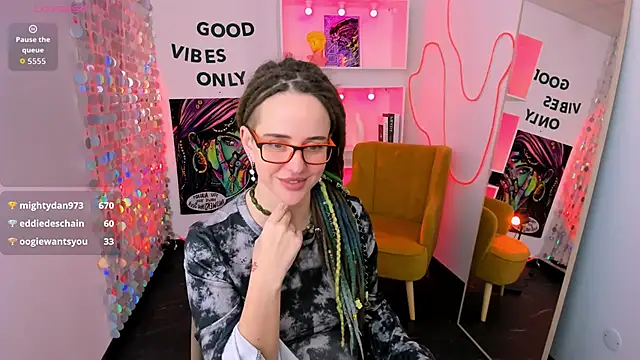 LisaFoxy_y's Live XXX Chat