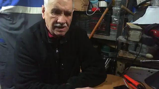 nonnomaturobisex Show Webcam