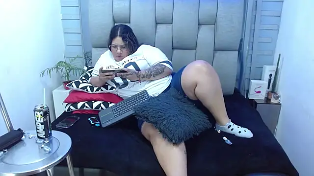 Chat XXX ao vivo de evelin_zaens