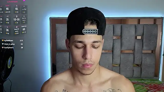 Živý XXX chat orionblaze69_