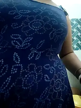 Hot-Tinaa 现场XXX聊天