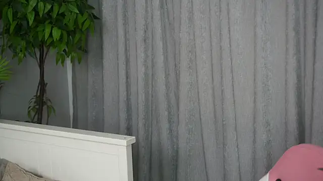 LanaReals' Live XXX Chat