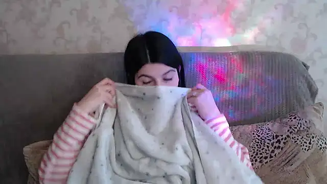 KisaModeln Live XXX chat