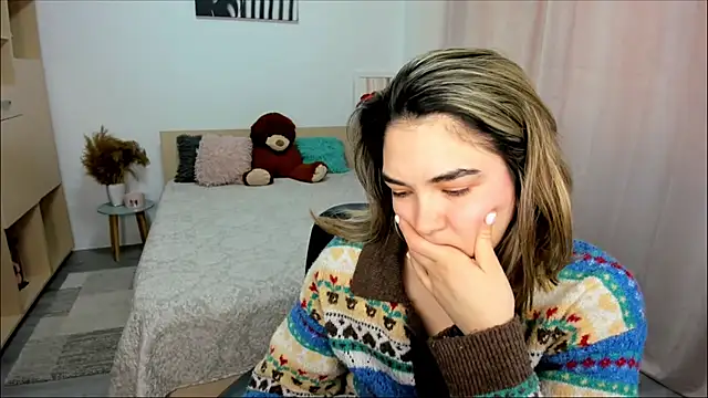 AlexaJuly élő XXX-chatje