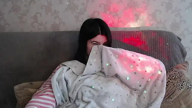 Онлайн чат XXX KisaModel