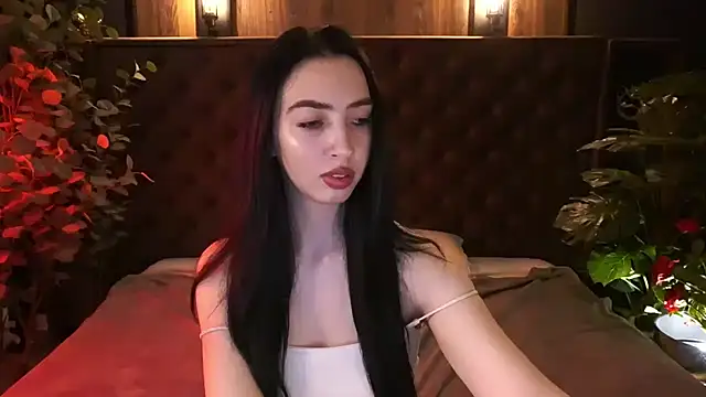 WildKittenX_ 即時 XXX 聊天