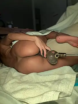 ROUSSH: онлайн-секс-чат