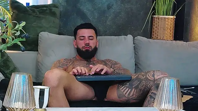 masterkingofmusclee Webcam show