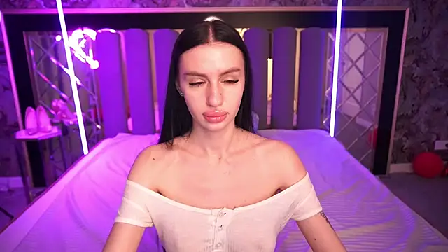 Snow_WhiteeeX Adlı Modelin Canlı XXX Sohbeti