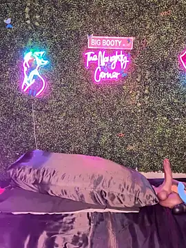 Czat XXX na żywo – RenaThickAss