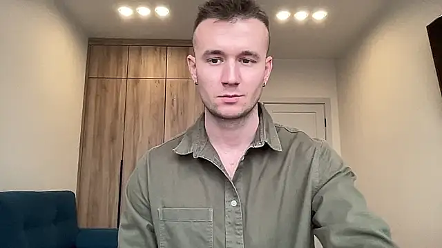 Онлайн чат XXX cute_mark