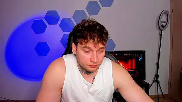 Chris_Tyson Live XXX-Chat