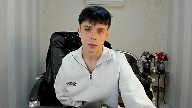 ClarkBev 在線直播表演