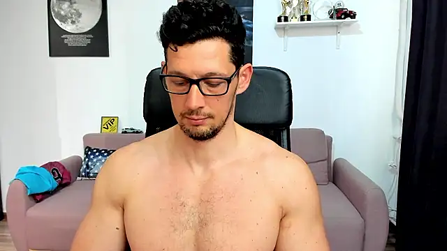 BrutusK08 Webcam show