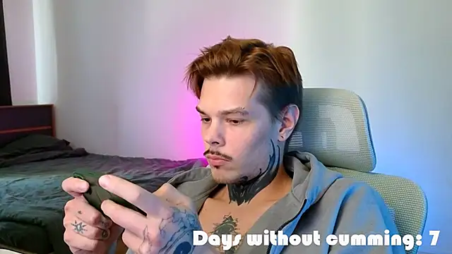 Онлайн чат XXX DENIS_HERE