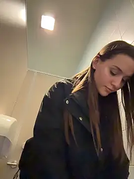 Онлайн чат XXX KishaMur