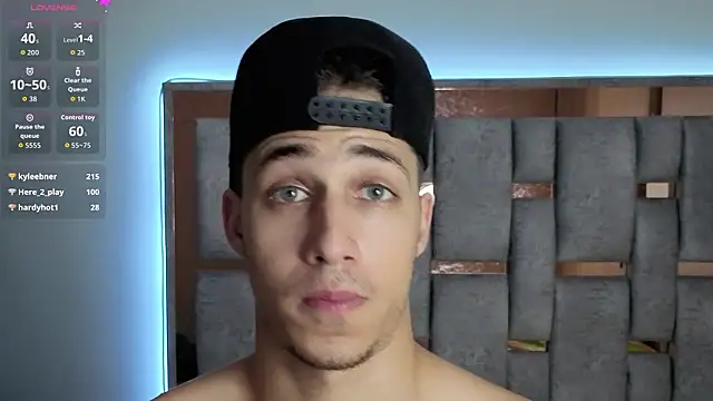 orionblaze69_'s Live XXX Chat