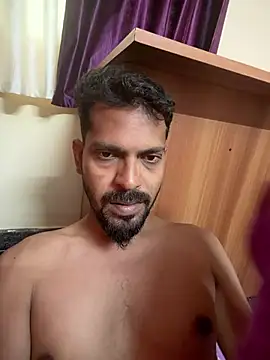 Stoner-boii-Cloudy-arhan's Live XXX Chat