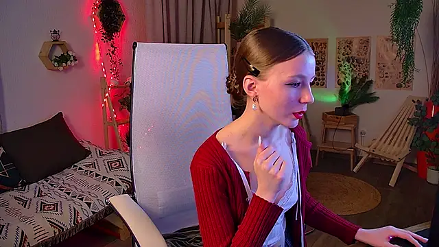 ElliFrankenweenie live XXX chat