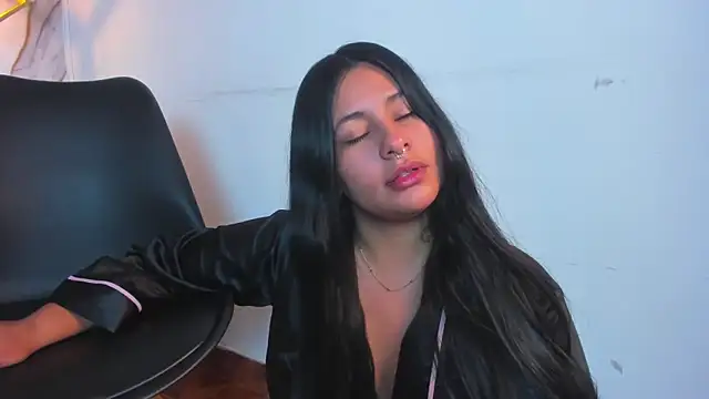 دردشة SamaelAndLilitt الجنسية المباشرة