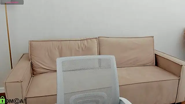 دردشة Silen_Tori الجنسية المباشرة