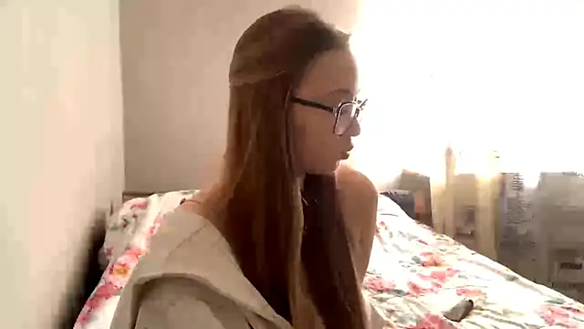 Fayalotyncute Chat XXX in diretta