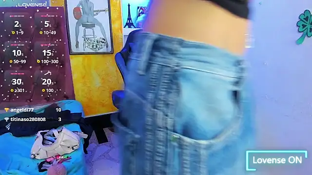 dolly_boob 现场XXX聊天