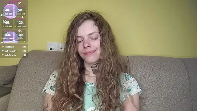 RayaNenlia's Live XXX Chat